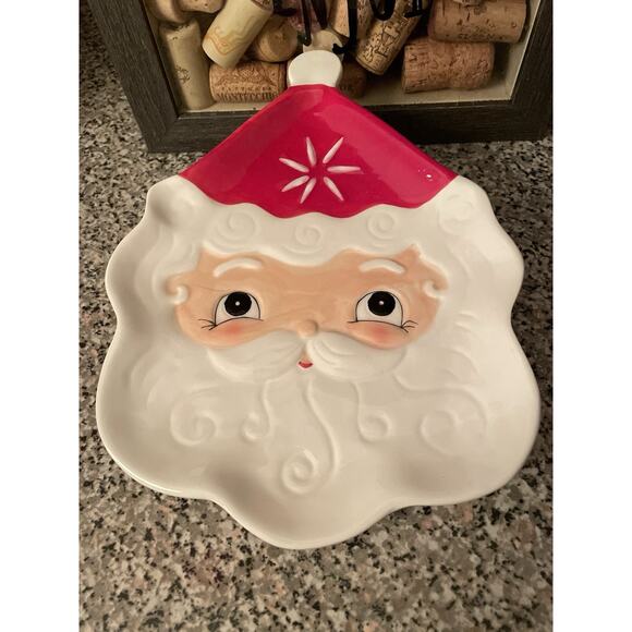 NEW CARNIVAL COTTAGE CHRISTMAS SANTA CERAMIC PLATE! - 5025 - Picture 2 of 5